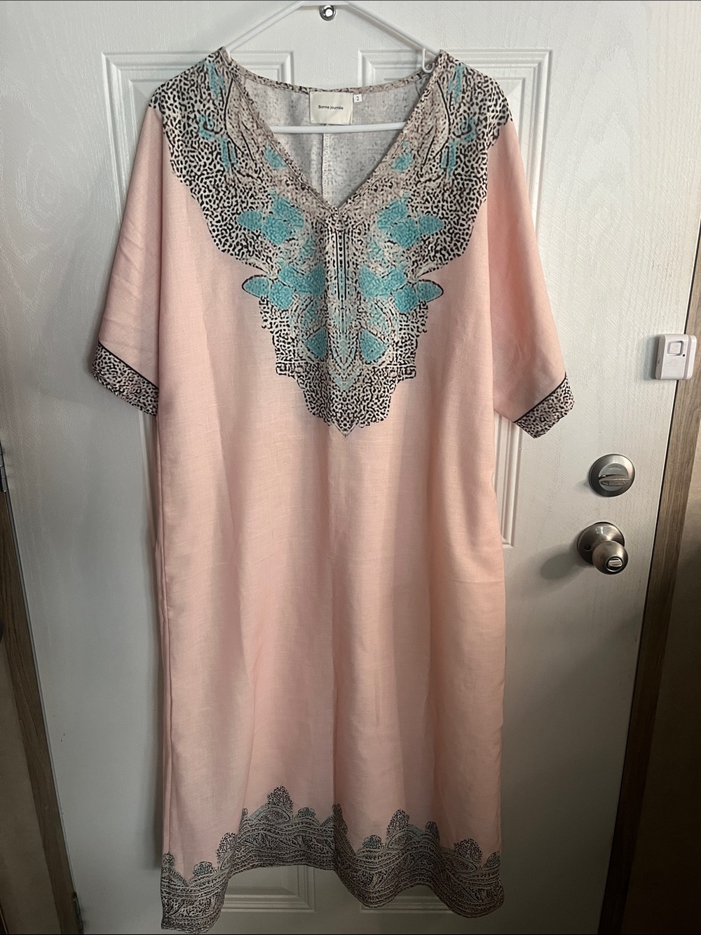 Bonne Journee Kaftan In Size 2 (Medium/Large)